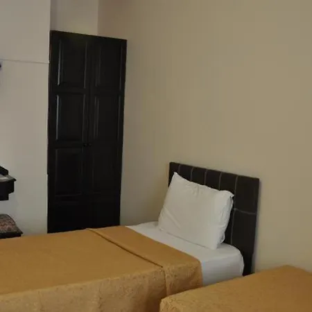 Gth Gloria Guembet Hotel